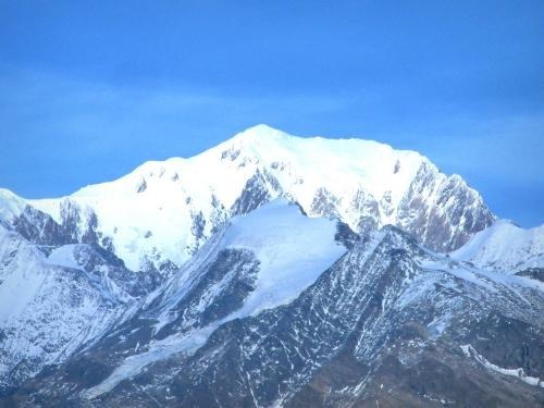 Quelle est l’altitude du mont Blanc ?