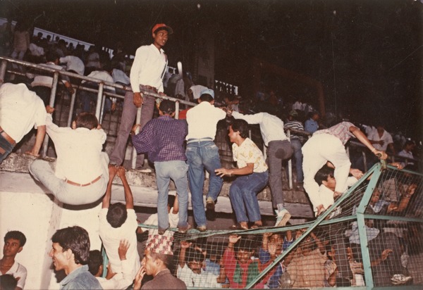 Où a eu lieu la Tragédie du Stade Dasarath Rangasala en 1988 ?