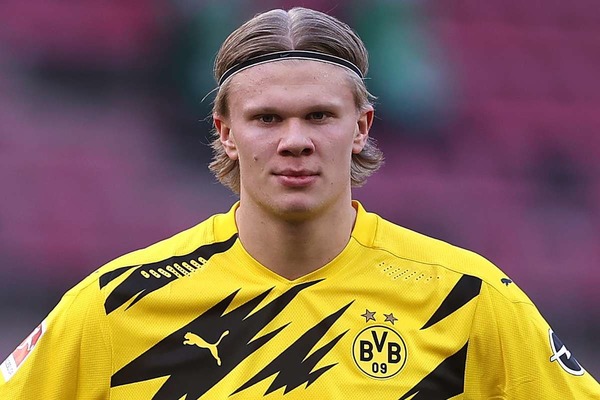 A combien d'euro a-t-il été transféré à Dortmund  ?