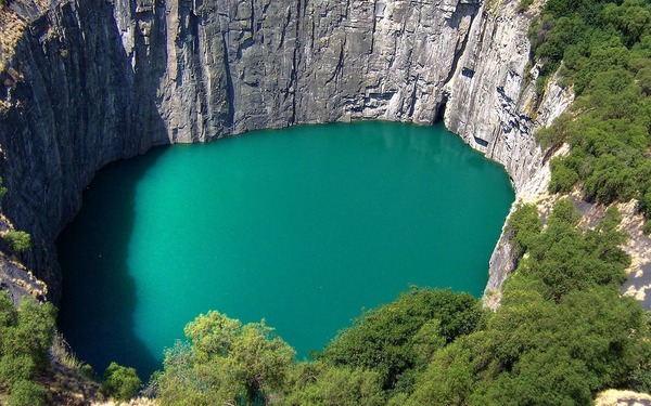 Le "Big hole" en Afrique du Sud, la mine de...?