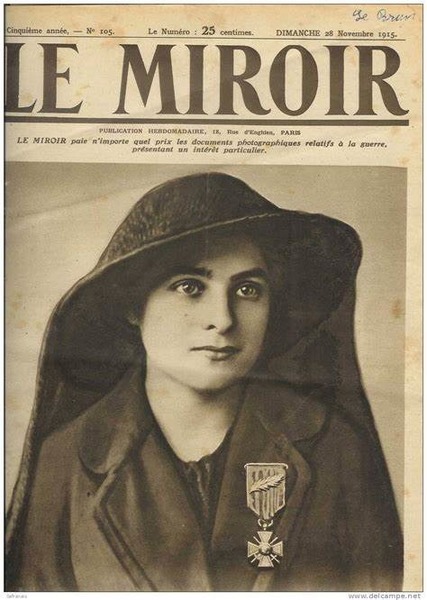 À quel âge Émilienne Moreau-Évrard a-t-elle participé à son premier acte de résistance ?