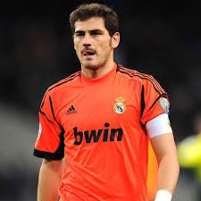 Iker Casillas es el portero de ?