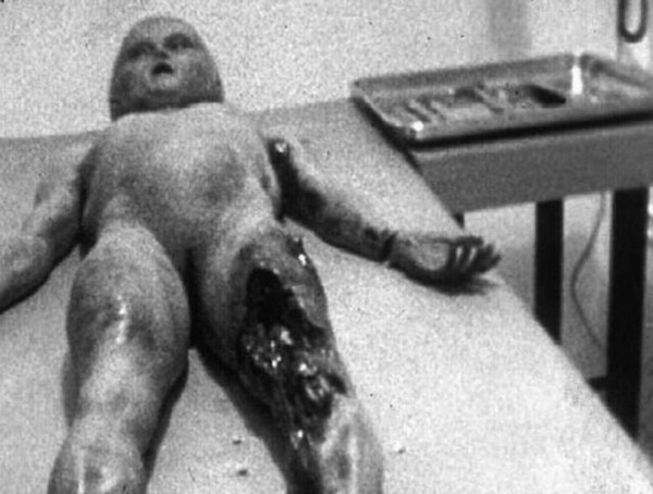 En 1947, dans quelle ville du Nouveau-Mexique, le corps d'un extra-terrestre aurait-il été retrouvé ?