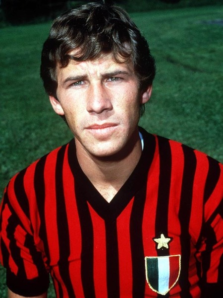 Qui est ce jeune défenseur qui effectuera toute sa carrière à l'AC Milan ?