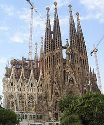 Dans quel état européen se situe la Sagrada Familia ?