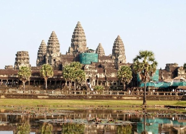 C'est le plus grand des monuments religieux du monde situé au nord du Cambodge :