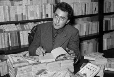 Écrivain français, issu d'une famille auvergnate, il obtient le Prix Stendhal pour son premier roman "Patrick" en 1947 et la plume d'or du figaro littéraire avec "L'arbre de Noël".