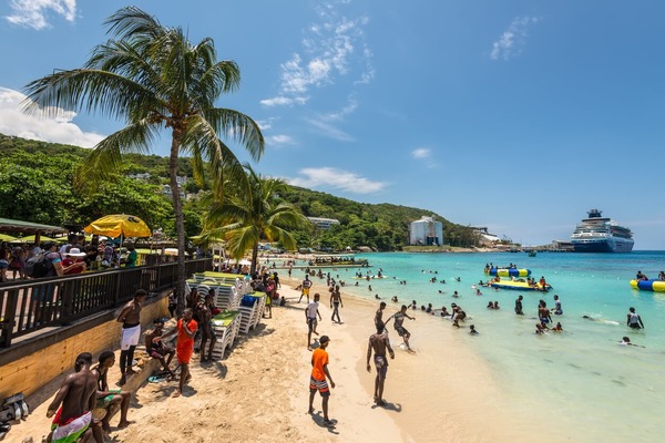Combien il y a t’il d’habitants en Jamaïque ?