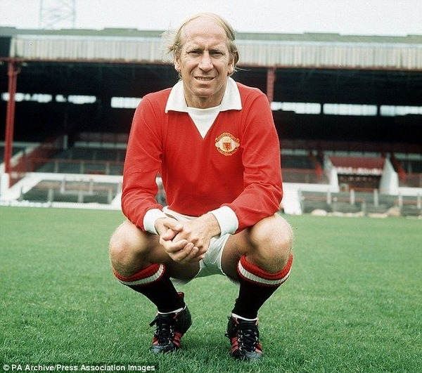 Bobby Charlton est à ce jour le joueur le plus capé de l'Histoire de MU.