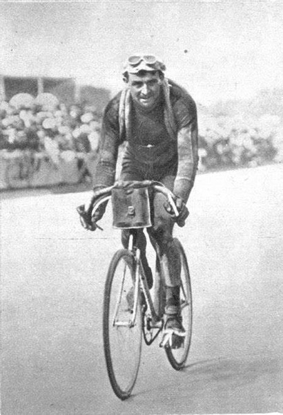 Je remporte le tour de France 1909 pour le Luxembourg avant de mourir pour la France en 1915. Je suis ...