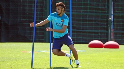 Quel numéro porte Neymar au Fc Barcelone ?