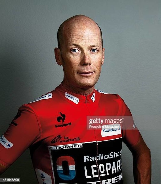 A 41 ans, il fut le plus vieux vainqueur d'un grand Tour (Vuelta 2013), l'américain...?