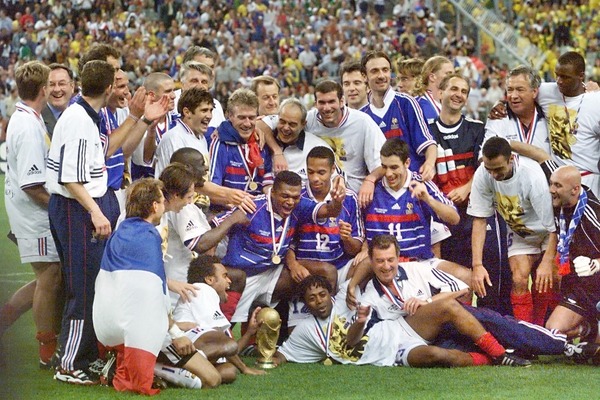 Quel champion du Monde 98 a passé deux saisons au Stade Lavallois ?