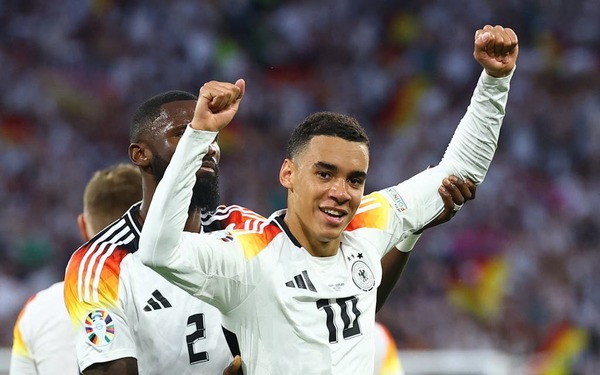 Buteur à deux reprises lors des matchs de poule, le jeune attaquant allemand Jamal Musiala, dispute ici son premier Euro.