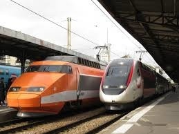 Le TGV numéro 43689 rentrera en gare... B.