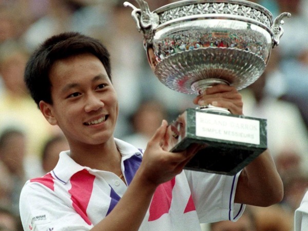 Qui Michael Chang a-t-il battu lors de la finale de 1989 ?