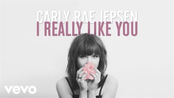 Quel acteur joue dans le clip "I really like you" (2015) de Carly Rae Jepsen ?