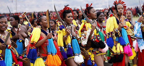 Quel jour célèbre-t-on la Fête Nationale en Afrique du Sud ?
