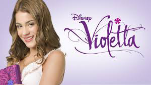 De qui Violetta tombe-t-elle amoureuse en premier ?
