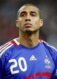 Question Bonus : Combien David a-t-il inscrit de buts en Equipe de France ?