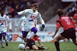 Pour quelle raison, le légendaire meneur de jeu du PSG des années 80, Safet Susic quitte-t-il le club à l'été 1991?