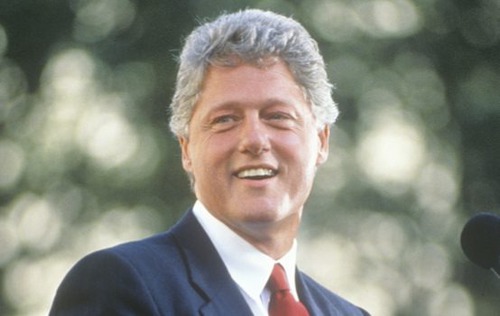 Avant de devenir président des Etats-Unis, Bill Clinton était gouverneur .......