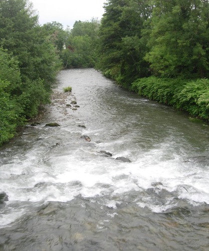 Rivière de la Bigorre, prend sa source dans la vallée de Campan
