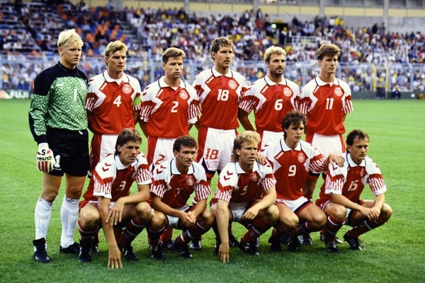 Quelle équipe devait initialement participer à l'Euro 92, mais a été remplacée par le Danemark ?
