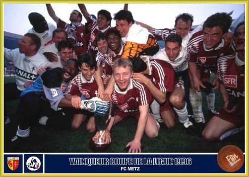 L'année suivante, c'est le FC Metz qui remporte la Coupe en battant les lyonnais......