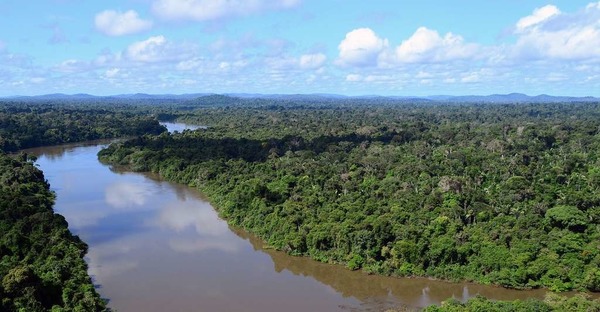Dans quel pays se trouve la source de l’Amazone ?
