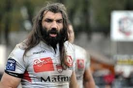 Rugbyman français reconnaissable à son look :