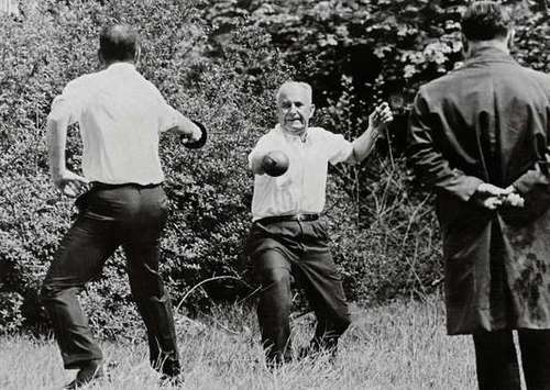 En 1967, contre qui le gaulliste René Ribière s'est-il battu en duel ?