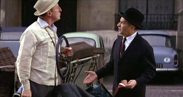 Dans "Le Corniaud", Louis détruit la voiture de Bourvil qui était une...
