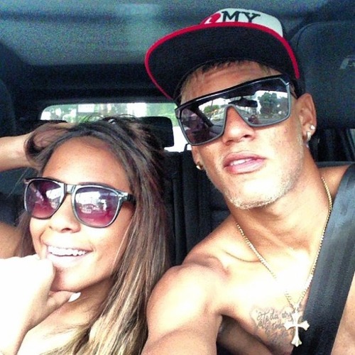Soeur de Neymar.