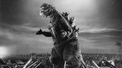 Quantos metros tinha o primeiro Godzilla ?
