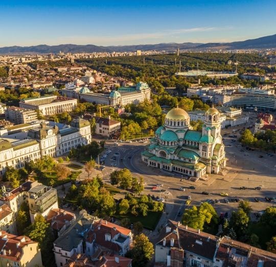 Le nom de la capitale de la Bulgarie est aussi un prénom, lequel est-il ?