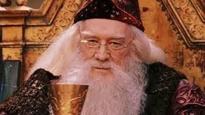 Quel est le nom complet d'Albus Dumbledore ?