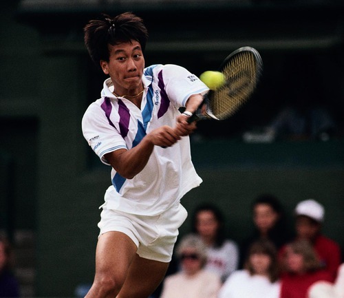 En quelle année Michael Chang a-t-il remporté Roland Garros ?