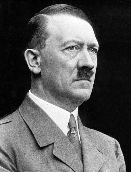 En 1933, sous quel nom est connu le régime de dictature imposé par le chancelier Adolf Hitler ?