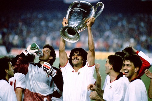 Combien de Coupes d'Europe des Clubs Champions va-t-il remporter avec le Milan AC ?