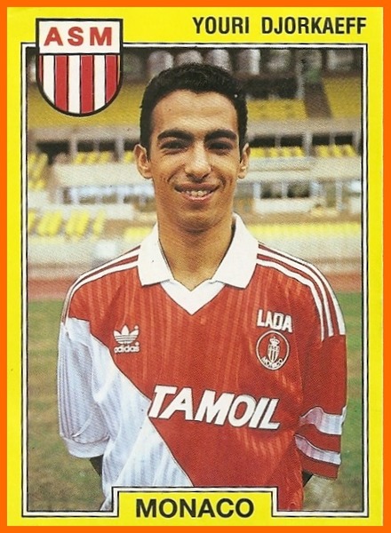 Il rejoint l'AS Monaco en Octobre 1990. Pour sa première saison en Principauté il remporte le titre de Champion de France.