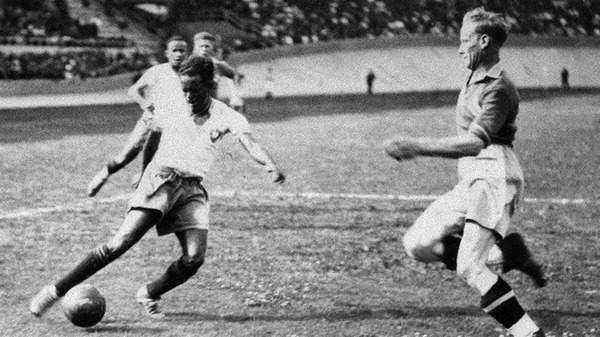 En 1938, qui élimine les brésiliens lors de la demi-finale du Mondial ?