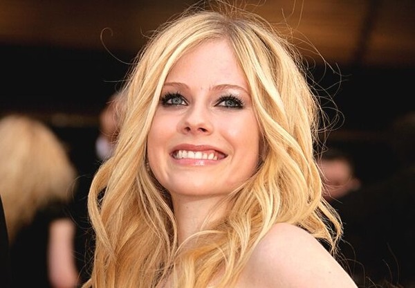Quel âge a Avril Lavigne ?