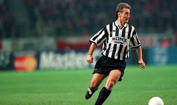 Avec la Juventus, il remportera sa seconde Ligue des Champions en 1996.