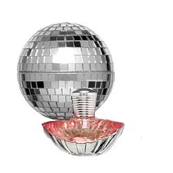 Quel parfum proposé dans une boule à facettes fut lancé par Cathy Guetta ?