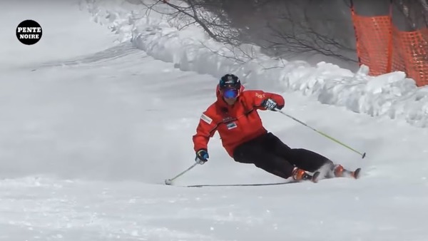 En ski, le christiana est une technique permettant d'effectuer quelle manœuvre ?