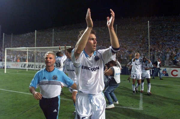 Le 22 août 1998, après une "remontada" en l'espace d'une mi-temps, sur quel score l'OM bat-elle Montpellier ?