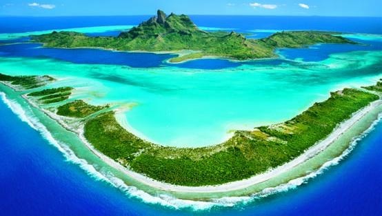 10. Parmi ces archipels, lequel ne fait pas partie de la Polynésie française ?