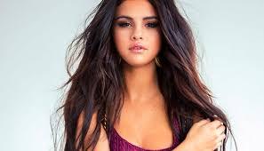 Quel âge a Selena ?