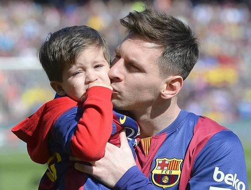 Comment s'appelle le père de Thiago Messi ?